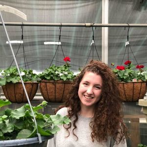 Meet your Posher, Monica erin